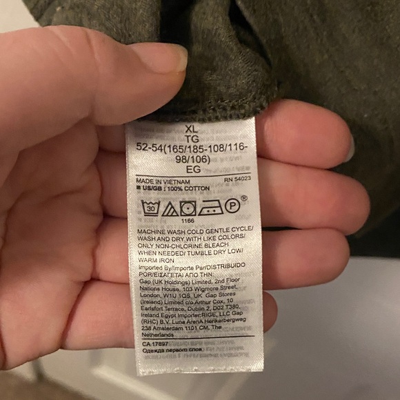 Women’s 100% Cotton Banana Republic Grey Polo Shirt - Picture 4 of 4